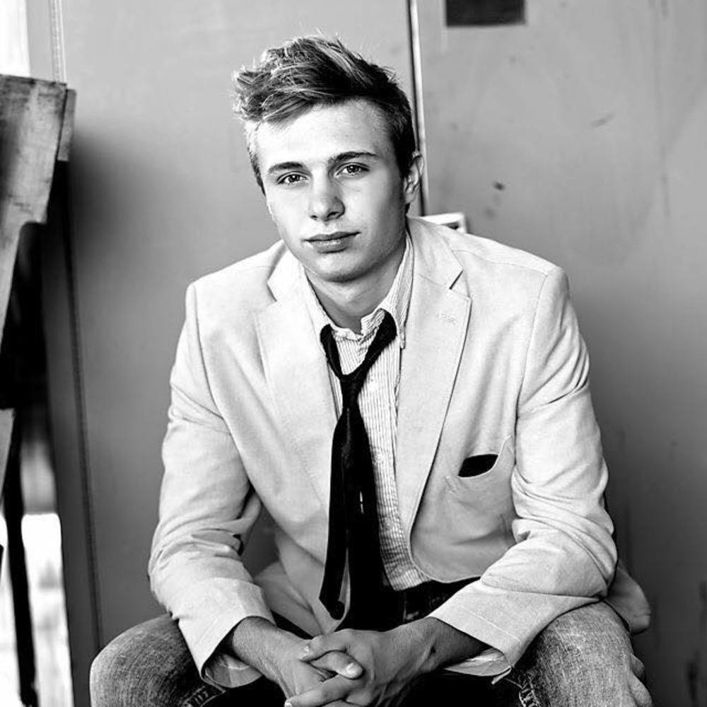 Meet your Posher, Keaton